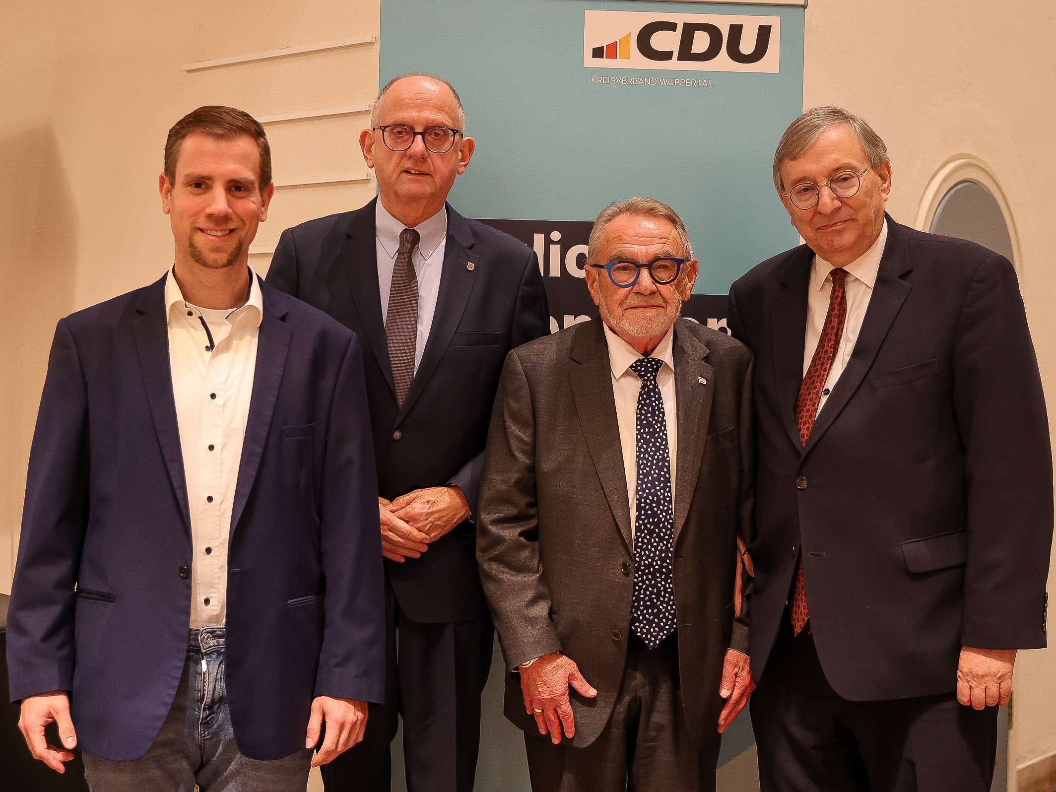 v.l.n.r. Sebastian Richter, BM Rainer Spiecker, Leonid Goldberg, Abraham Lehrer
