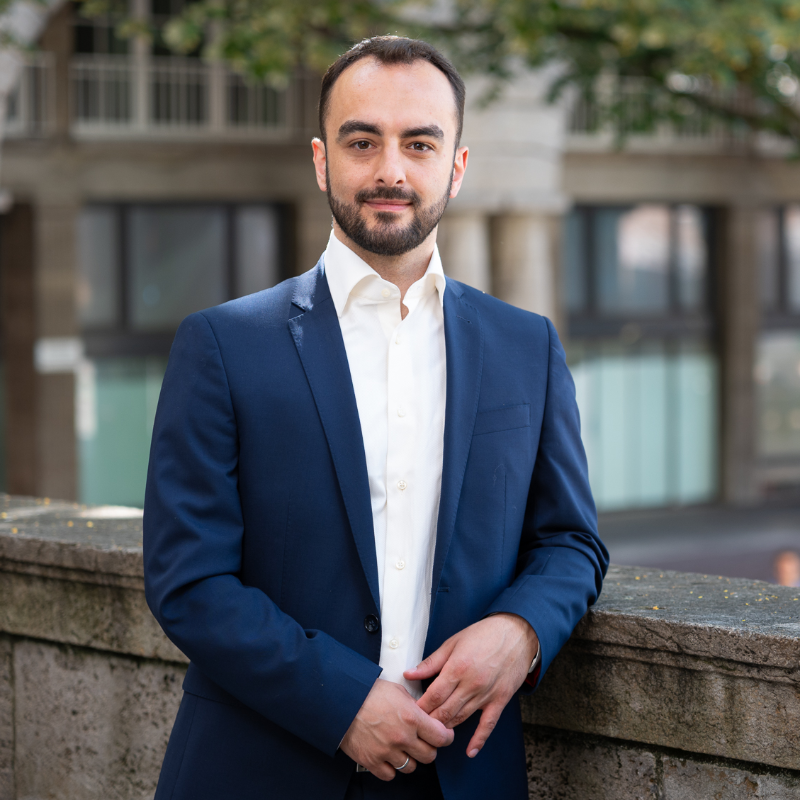  Kazim Mollamehmetoğlu